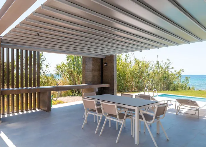 Notos Suites Nea Skioni